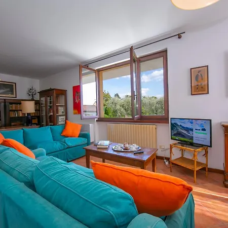 Garden Pool & Tennis On The - Happy Apartamento