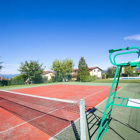 Garden Pool & Tennis On The - Happy Apartamento