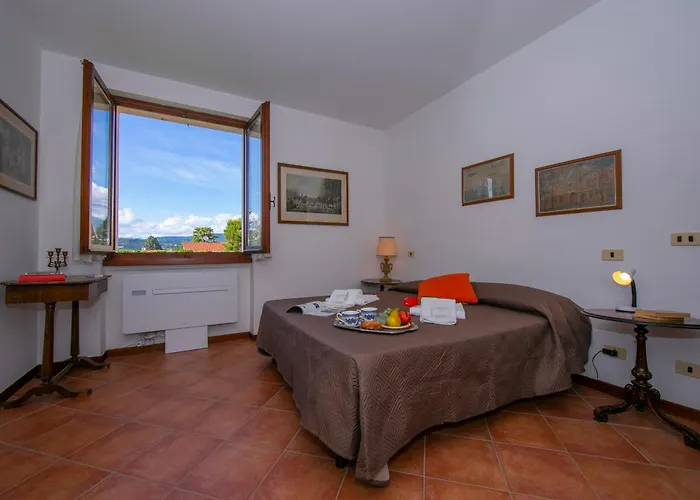 Garden Pool & Tennis On The - Happy *