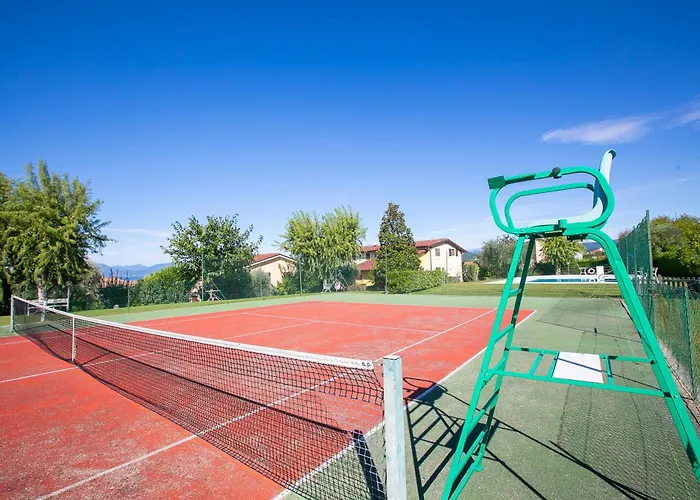 Garden Pool & Tennis On The - Happy アパート